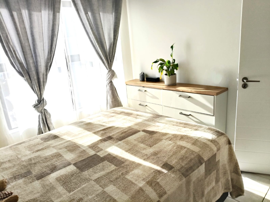 1 Bedroom Property for Sale in Paardevlei Western Cape